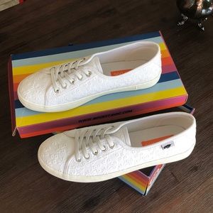 Rocket dog slip ons size 8 never worn